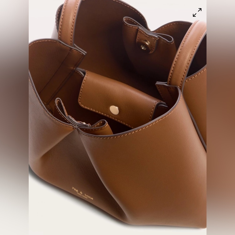 Bloom Medium Calf Leather Crossbody Bag - Picture 7 of 7
